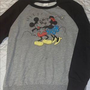 Disney Mickey and Minnie
Mouse Graphic Sweatshirt